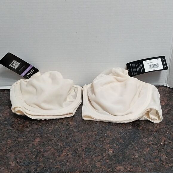 2 Bali Bras...38D...New - Picture 1 of 6